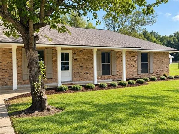 24433 Marie Ct, Loranger, LA 70446