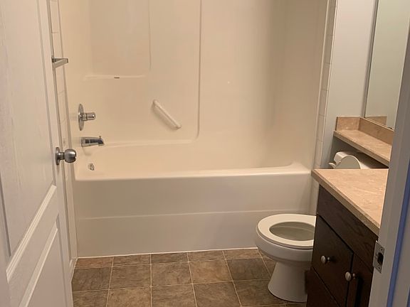 3rd image of 7331 S Terwillegar Dr NW #319