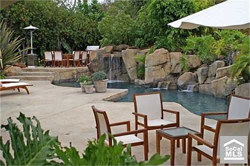 Beautiful by day or night!