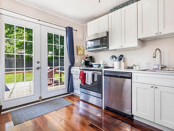 2nd image of 91-93 Philbrick Ave #91