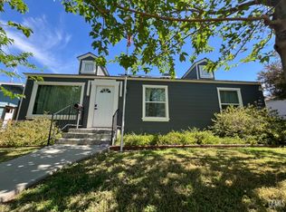 132 Franklin Ave, Taft, CA 93268