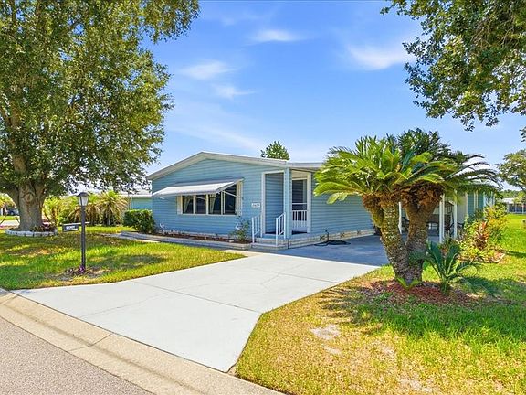 2nd image of 2679 LAKE GRASSMERE CIRCLE #903