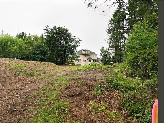 4th image of 13411 Goldman Dr NW