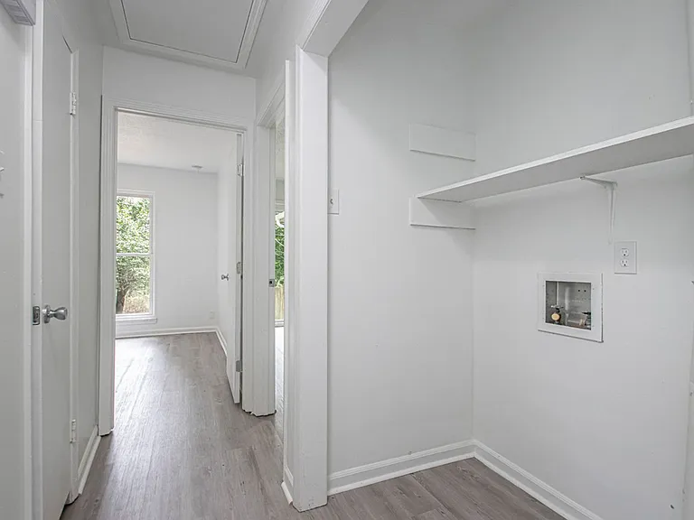 615 Mimi Ln — Photo 10