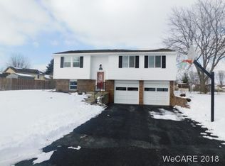 5464 River Trl, Lima, OH 45807