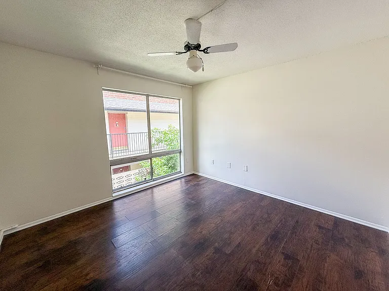 1700 SW 16th Ct #M26 — Photo 9