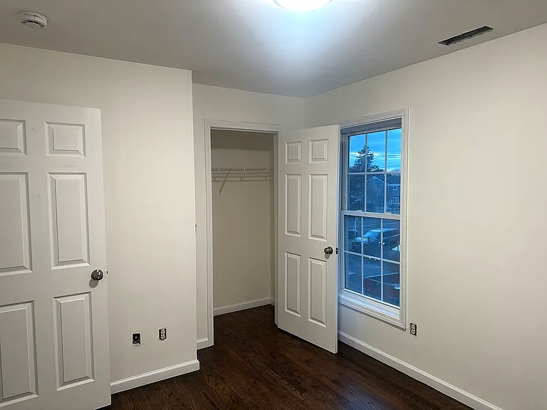 83 Winfield St #D — Photo 9