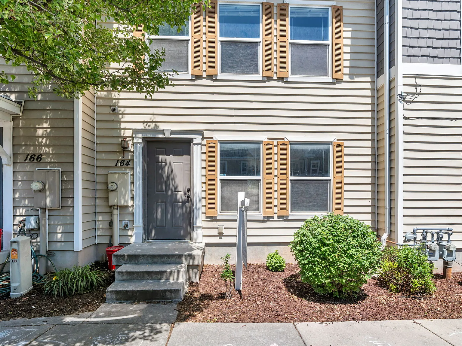 2 bed, 1260 sqft, $1,850 — Photo 3