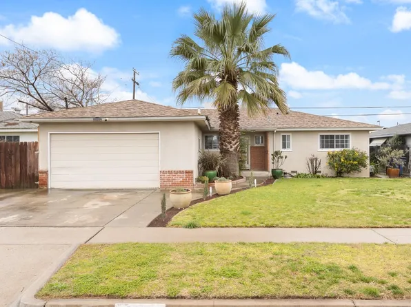 4352 N Buckingham Way, Fresno, CA 93726