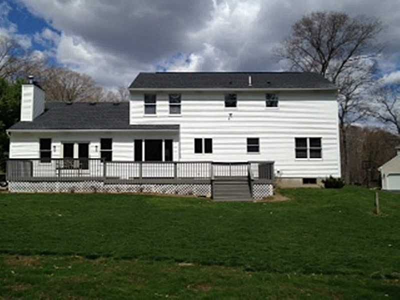 2nd image of 240 River Farm Dr