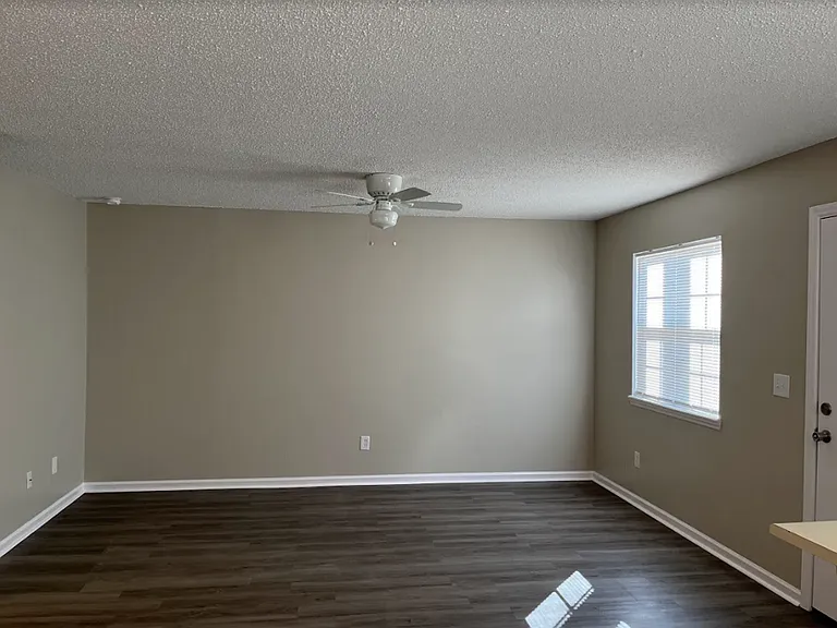 Two bedroom, 1.5 bath condo in High Point--Oakmont Condominiums — Photo 2