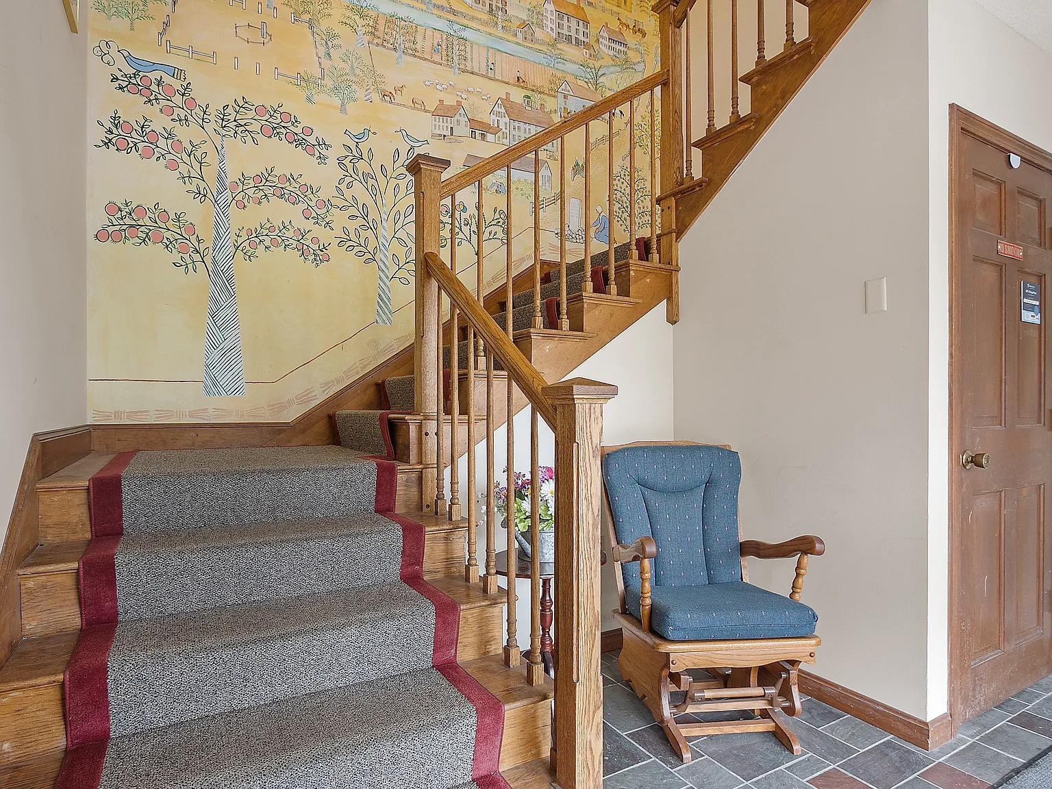Studio, 2000 sqft, $3,885 — Photo 1