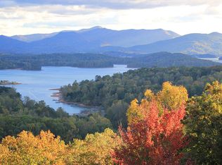 71 Chatuge Hts, Hayesville, NC 28904