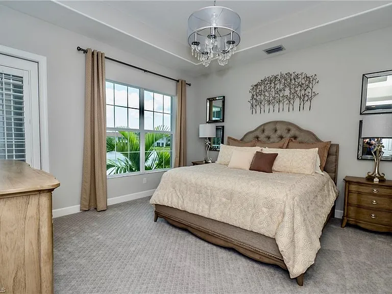 8008 Signature Club Cir — Photo 18