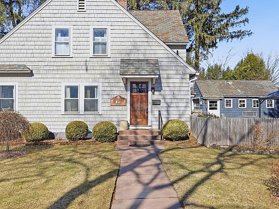 4th image of 20 Dunnell Rd