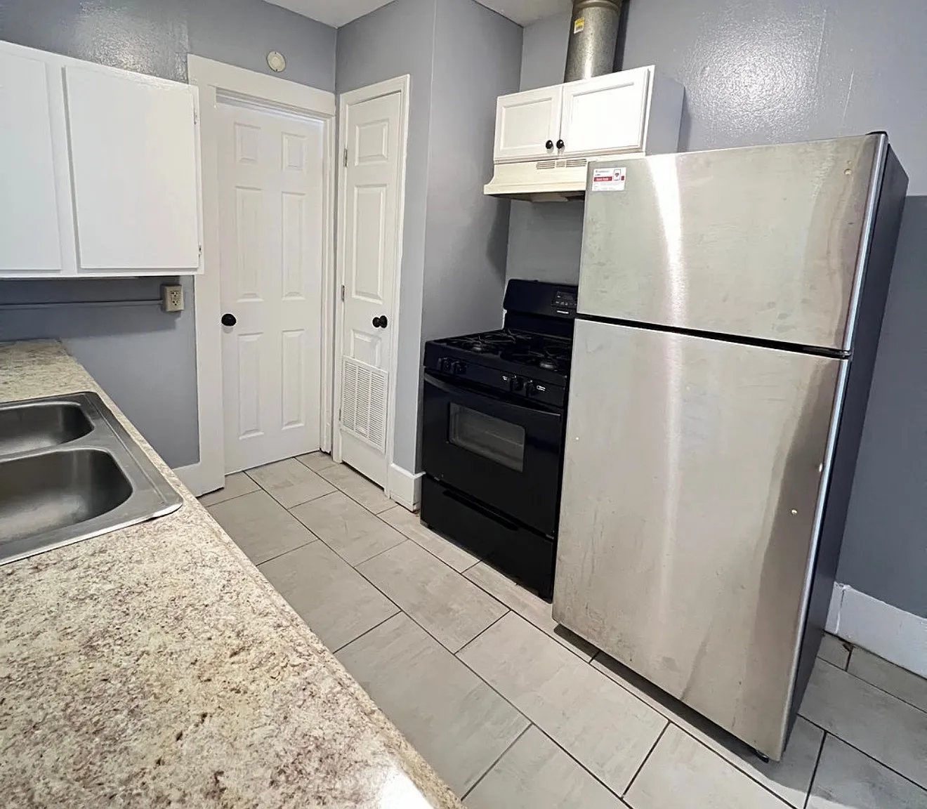 2 bed, 800 sqft, $950 — Photo 4