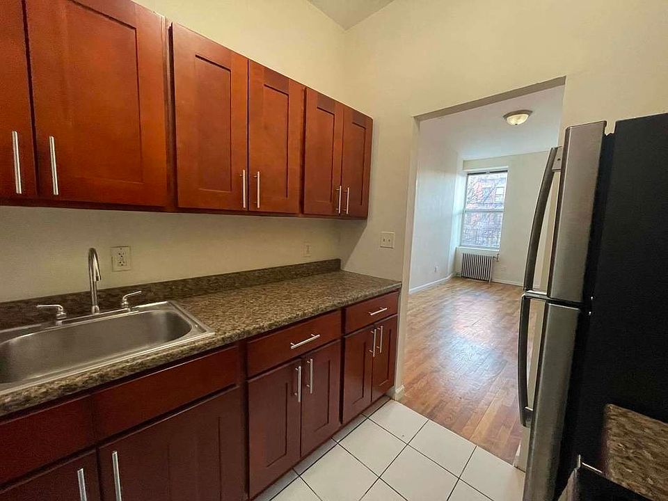 1st image of 114 W 116th St APT 7