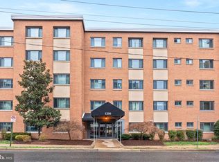 1200 S Arlington Ridge Rd APT 406, Arlington, VA 22202