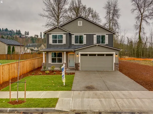 681 Farmington Dr, Junction City, OR 97448