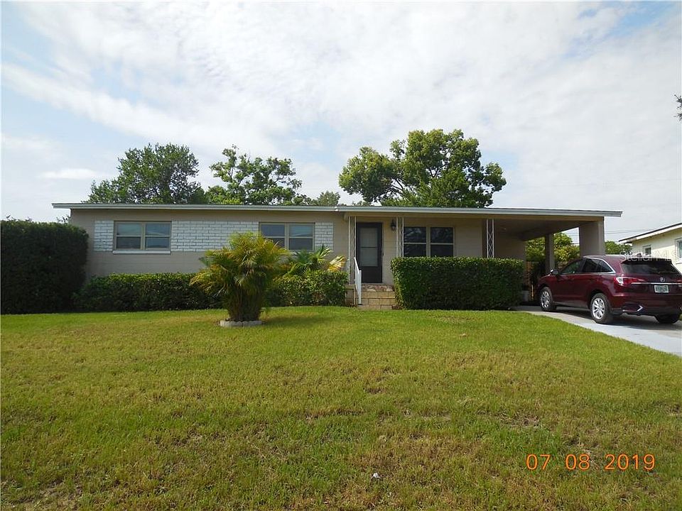 1st image of 2924 Drake Dr