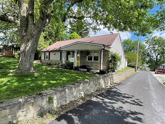2nd image of 360 Ridge St