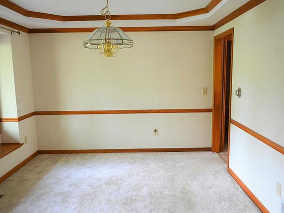 3rd image of 687 Venetian Way