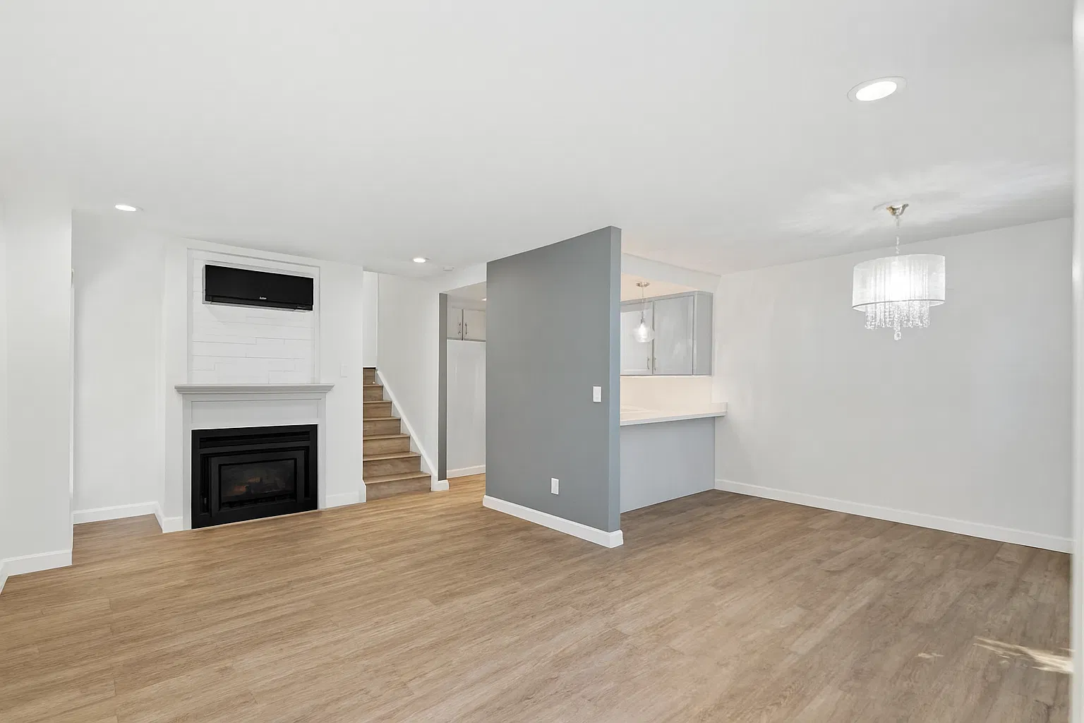 1 bed, 808 sqft, $2,900 — Photo 1