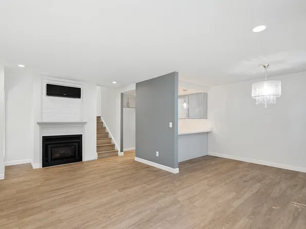 906 La Barbera Dr, San Jose, CA 95126