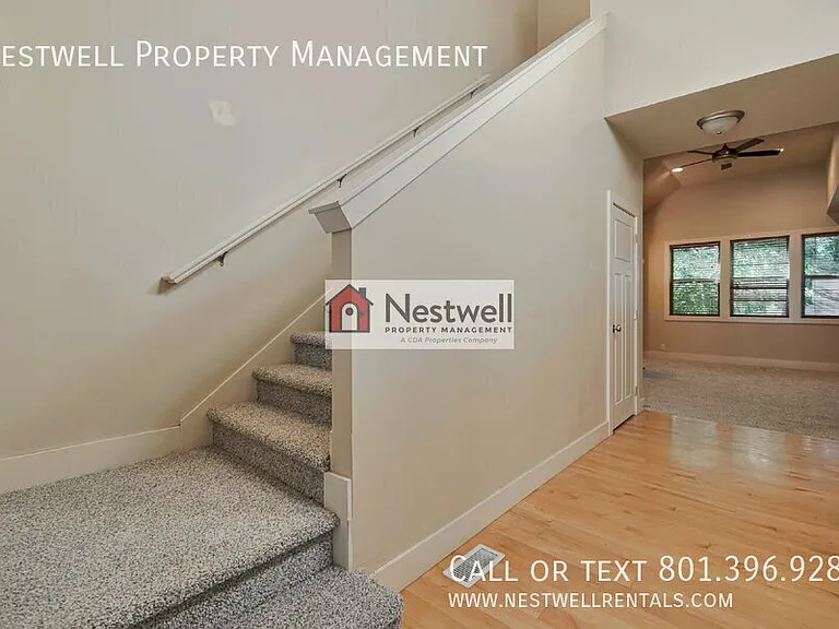 1327 E Urbandale Ln — Photo 7