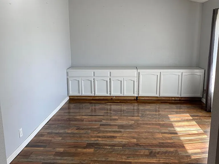 1014 Prairie Dr — Photo 9