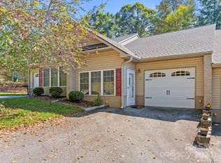 64 Aberdeen Dr, Arden, NC 28704