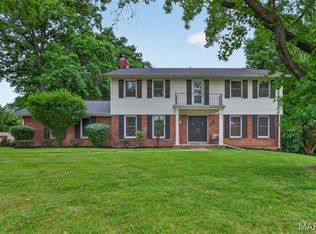 223 Trailtop Ct, Chesterfield, MO 63017