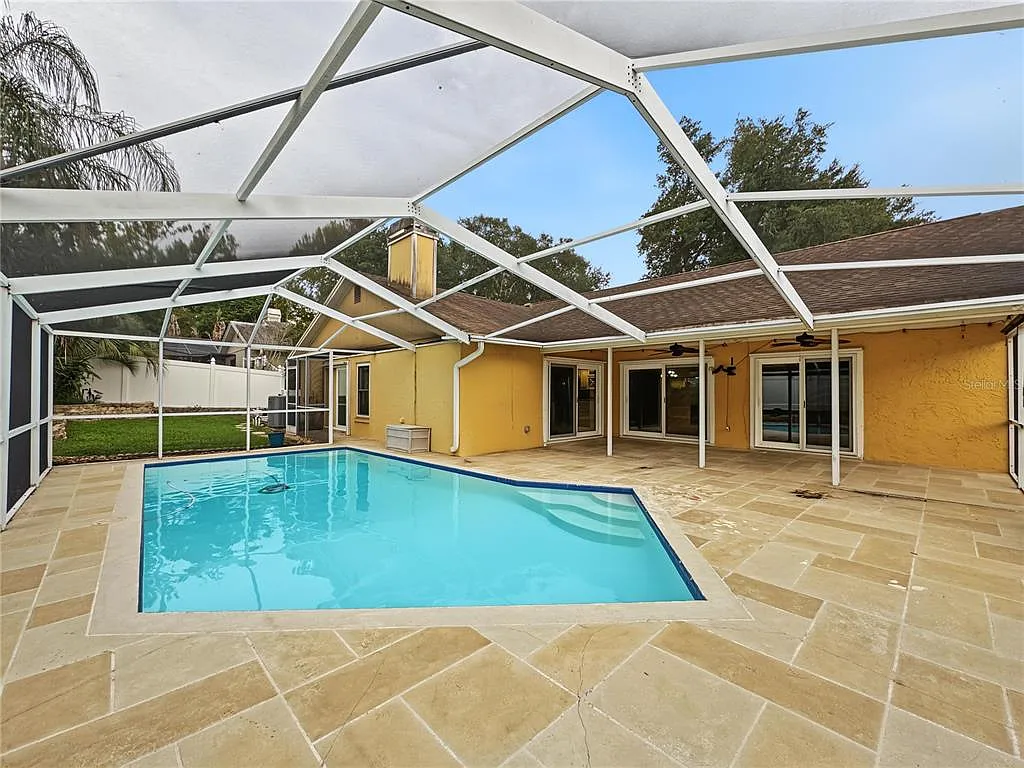 3 bed, 2.5 bath, 2280 sqft, $3,245 — Photo 2