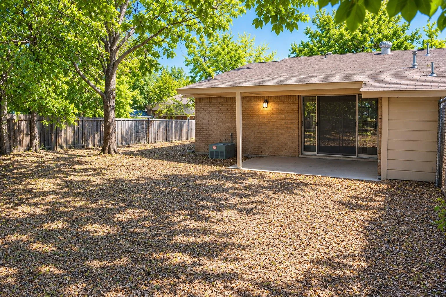 1 bed, 1.0 bath, 1100 sqft, $1,350 — Photo 3