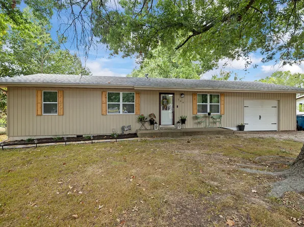 709 S 6th Avenue, Ozark, MO 65721