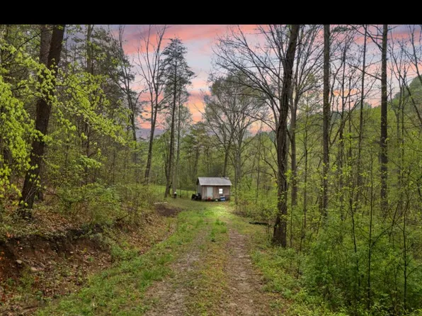 999 Long Branch Rd, Berea, KY 40403