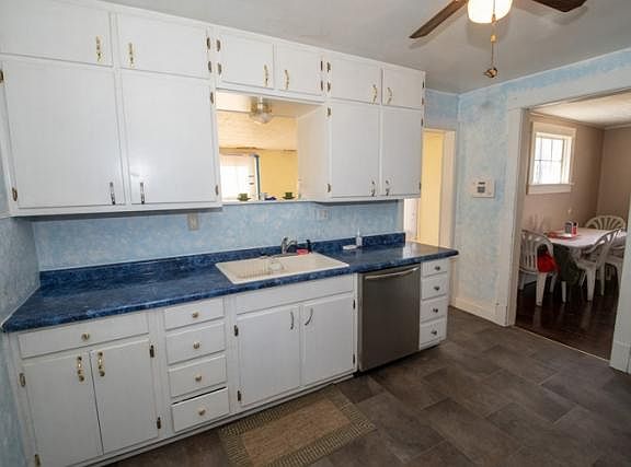 5th image of 1001 Erwin St