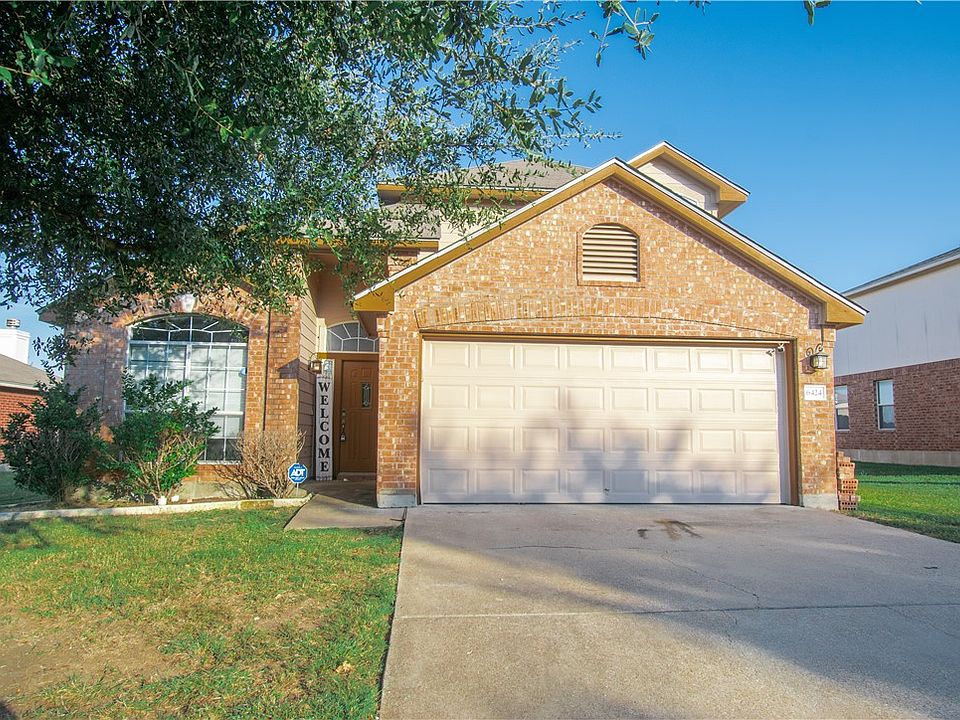 1st image of 6424 Serena Ln