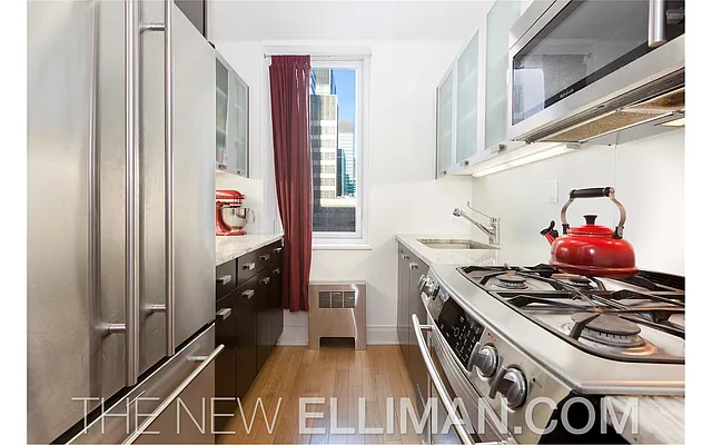 Rented by Douglas Elliman | media 10