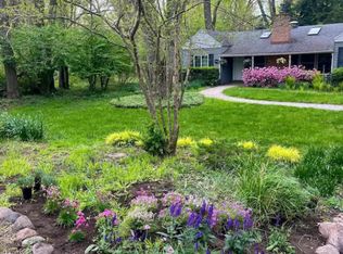 3812 Brookside Dr, Michiana Shores, IN 46360