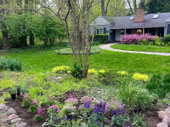 3812 Brookside Dr, Michiana Shores, IN 46360