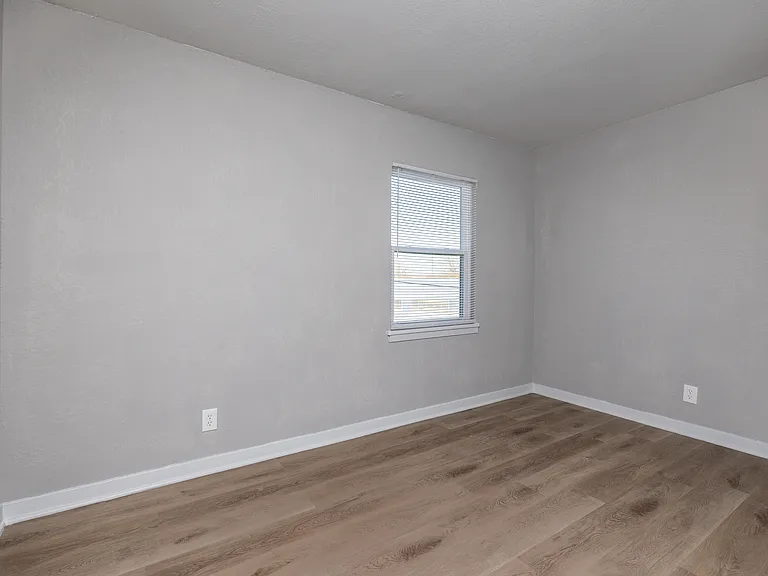 Blacklark Apartments — Photo 4