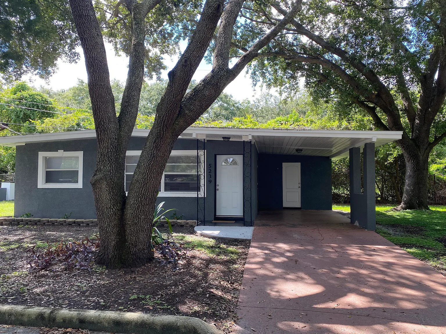 1 bed, 700 sqft, $1,500 — Photo 2