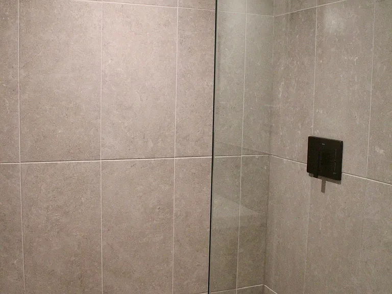 140 Wolverleigh Blvd #LOWER — Photo 23