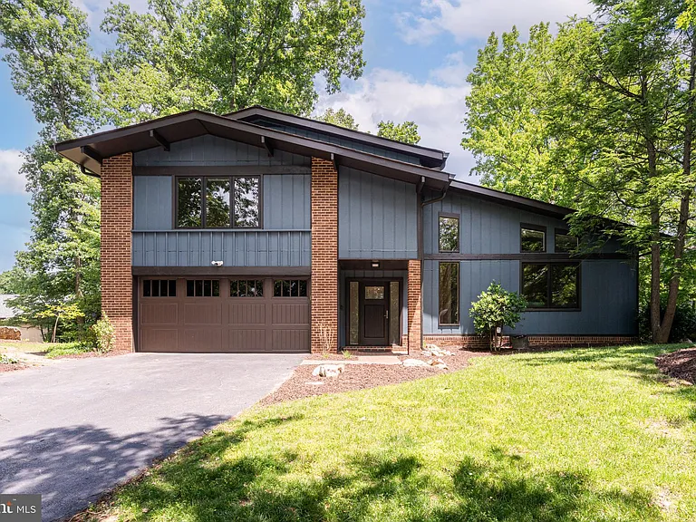 6706 Pine Creek Ct — Photo 36