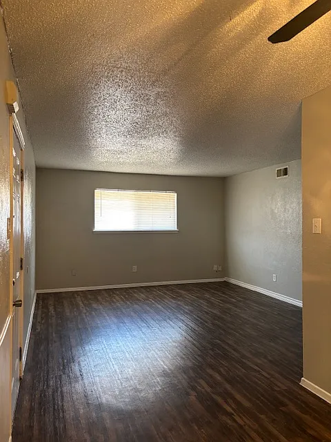 Timber Ridge Apartments - 4018-09 — Photo 3