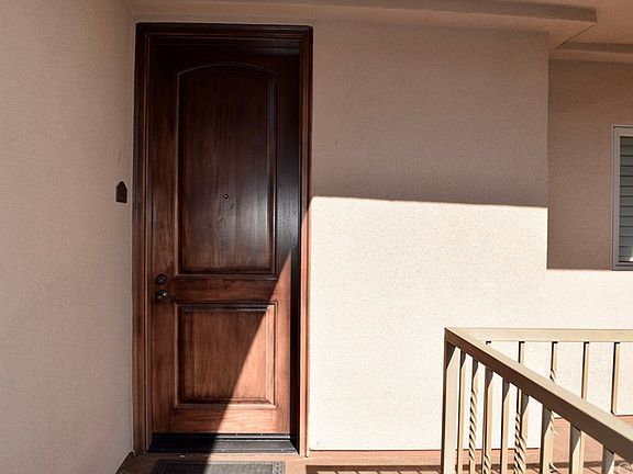 3rd image of 11218 Camarillo St APT 406