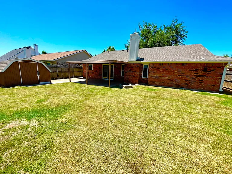908 Cooper Ln — Photo 33