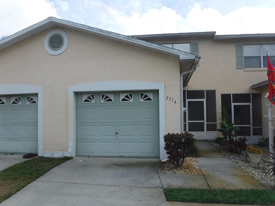 Garage with Storage