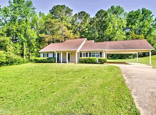 674 Teaver Rd, Lagrange, GA 30240